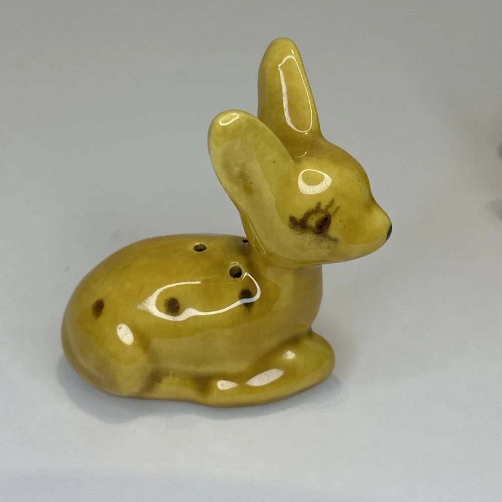 Vintage Deer Fawn Salt & Pepper Shakers Yellow Ceramic Glazed Japan